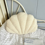Pastel Shell Kussen – Fluffy Bouclé Pluche Kussen | Avosian