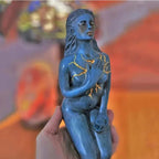 Healing Goddess Sculptuur: Hars abstract
