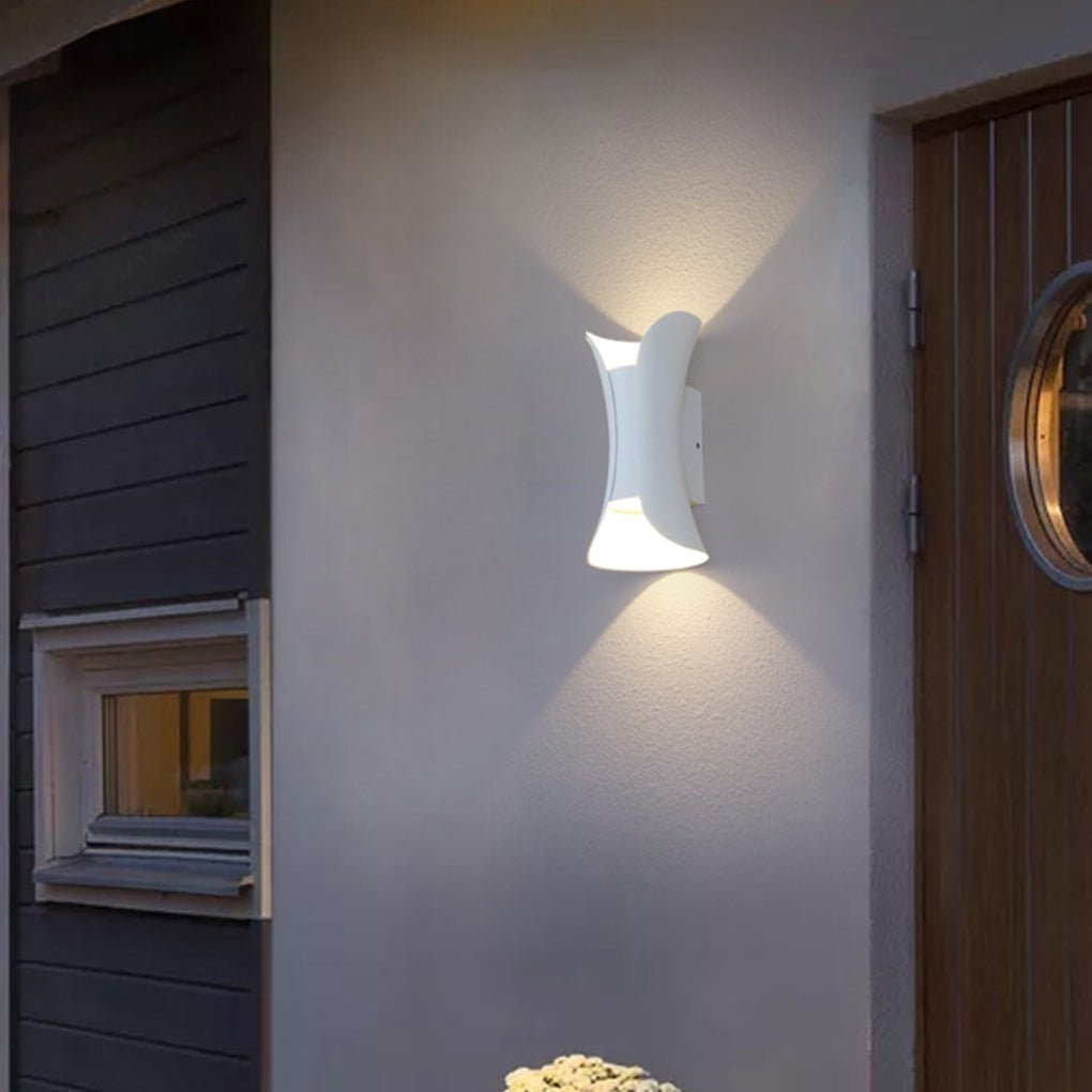 Elegante waterdichte LED-lampen met gebogen vorm voor de tuin