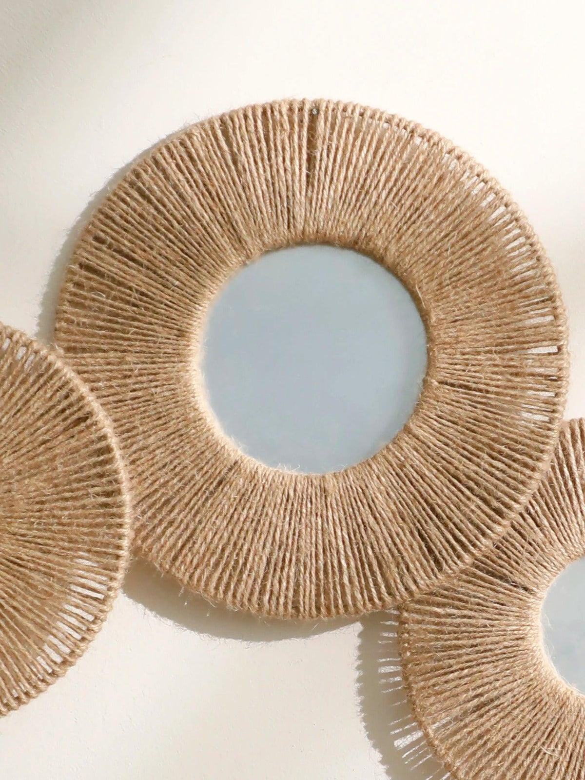 Avosian | Ronde decoratieve wandspiegel in boho stijl met geweven henneptouw