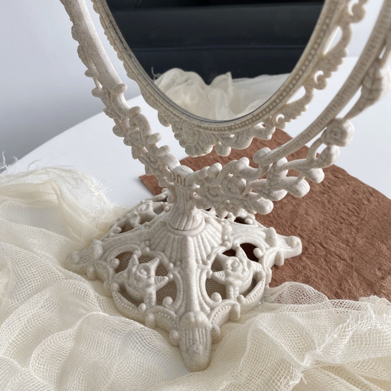 Nordic Vintage Decoratieve Makeup Spiegel | Avosian